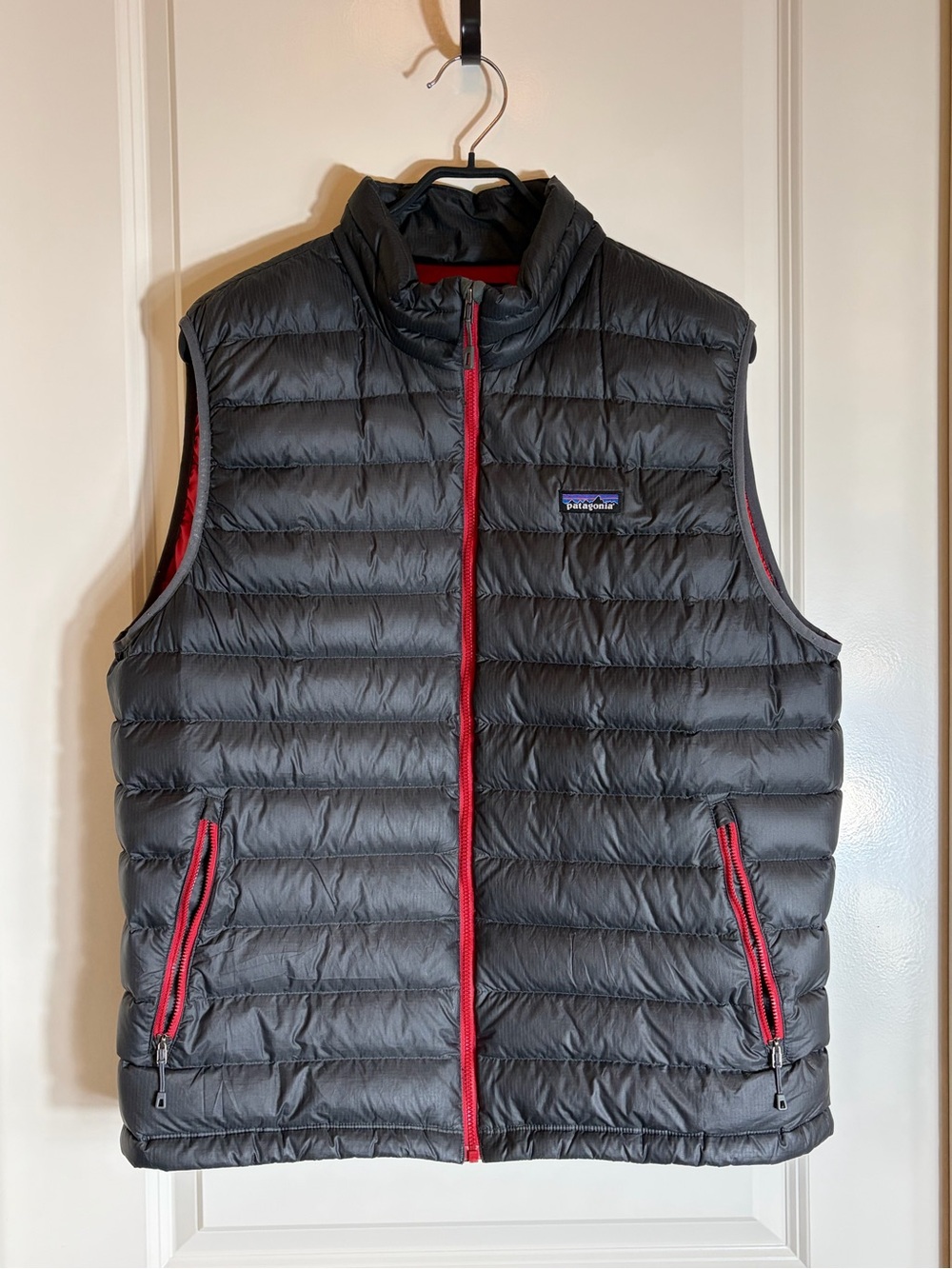 Patagonia Men’s Gray Puffer Vest